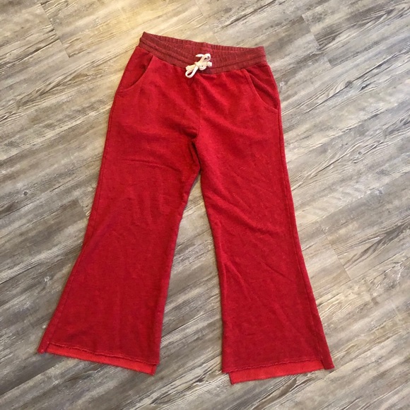 Sundry Pants - Sundry Kick Flare Cropped Sweatpants in Red size 2